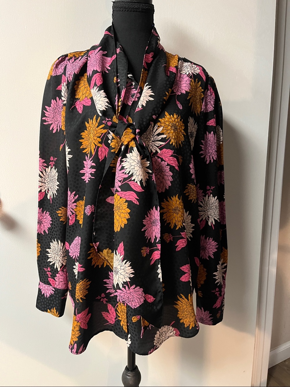 Ann Taylor Black Floral Hooded Button-Up Top with Pink & Gold Blooms